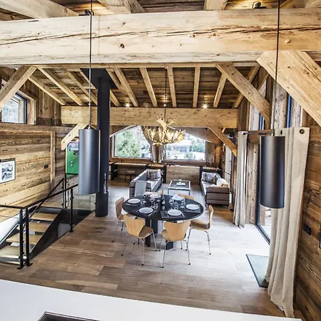 샬레 Chalet Black Wood